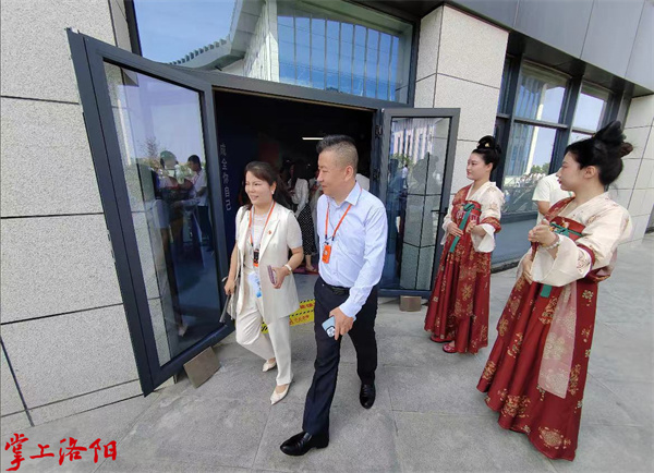 02194500_3556.jpg 22867af1076fe7ece8ad6e1022efad5.jpg