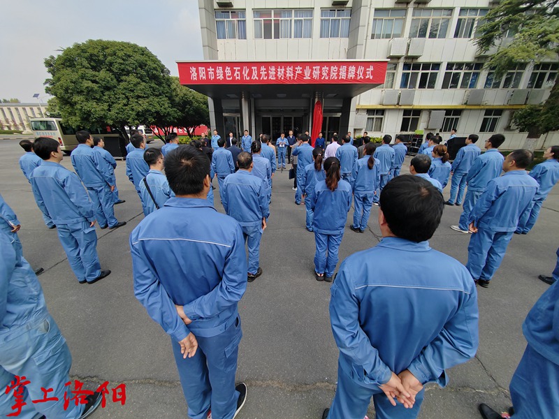 10160218_3908.jpg GetAttachment.jpg