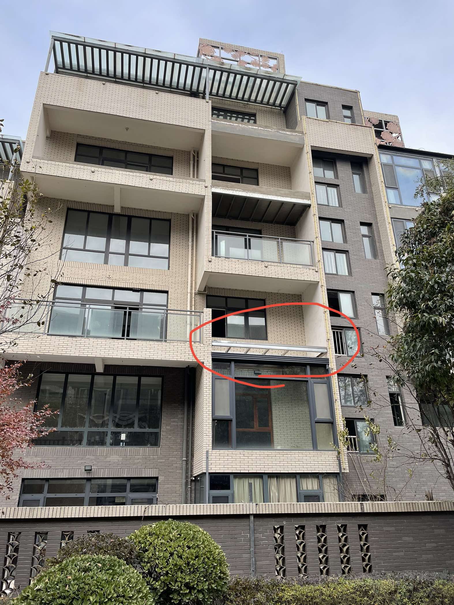 建业桂园私搭乱建建业物业熟视无睹形同虚设